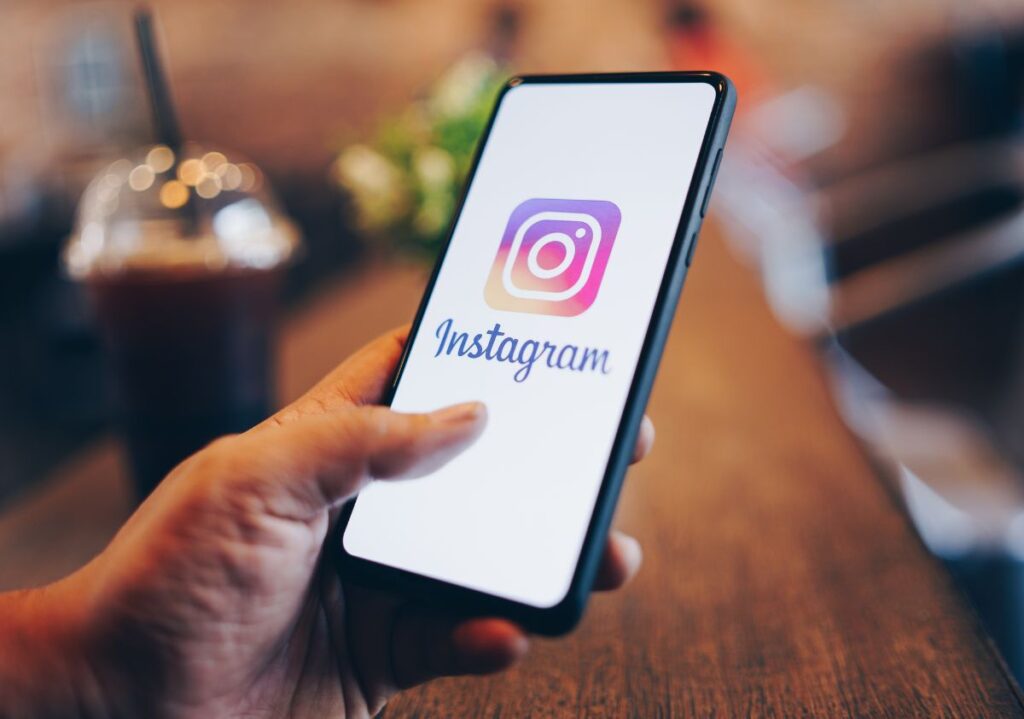 Grammarly can help in writing Instagram captions