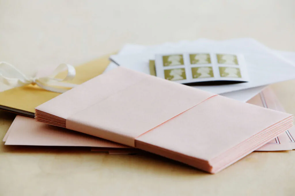 How to write a thank you note: Select a card or stationery