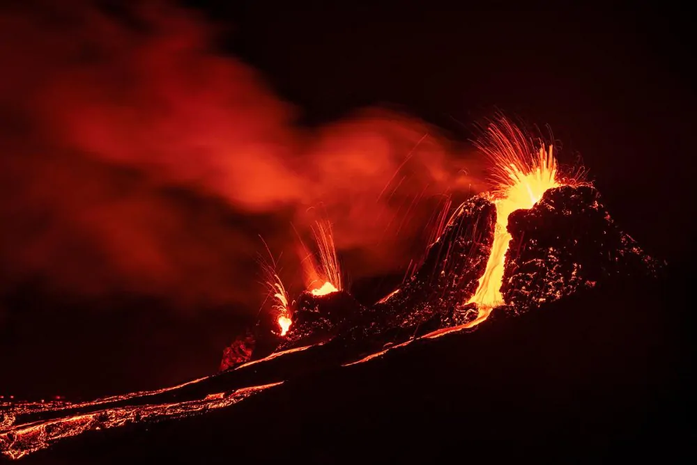 Essays About Volcanoes: Volcanic eruptions in the movies